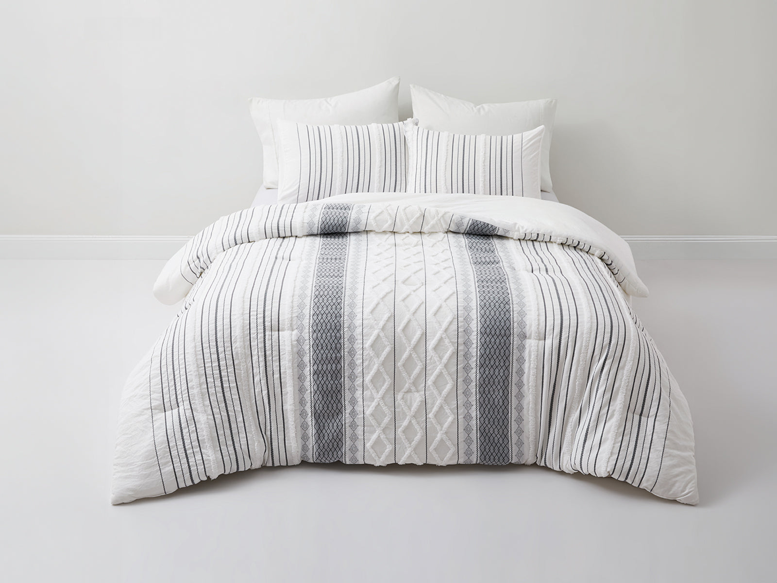 مفرش لحاف Tufting Athena